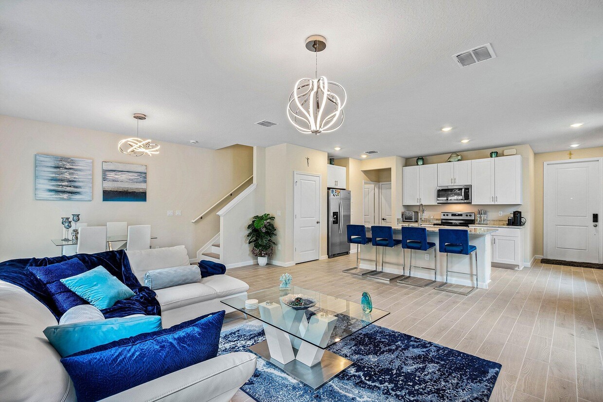 Primary Photo - 5623 Enclave Dr
