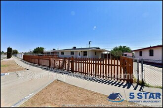 Building Photo - 10324 Newport Dr