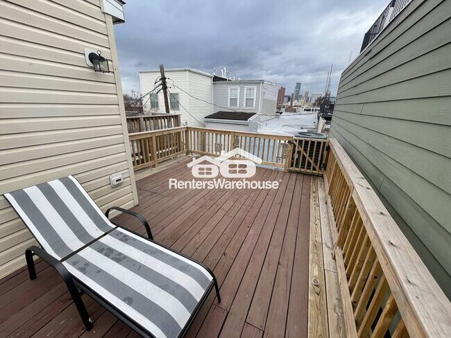 Building Photo - 116 Birckhead St