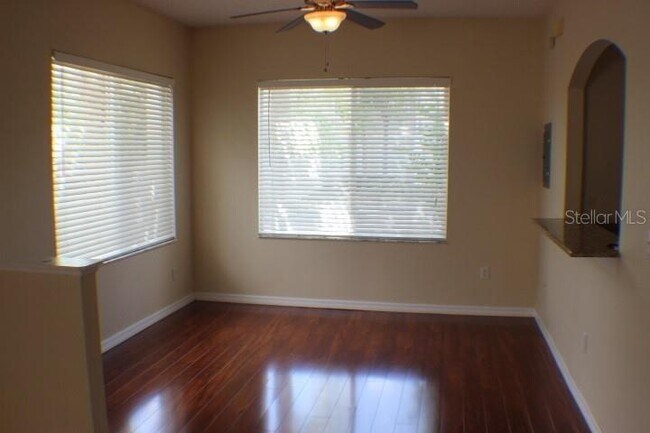 Foto del edificio - 18143 Paradise Point Dr