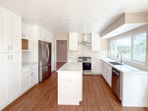 Building Photo - 1780 Crystal Ridge Way