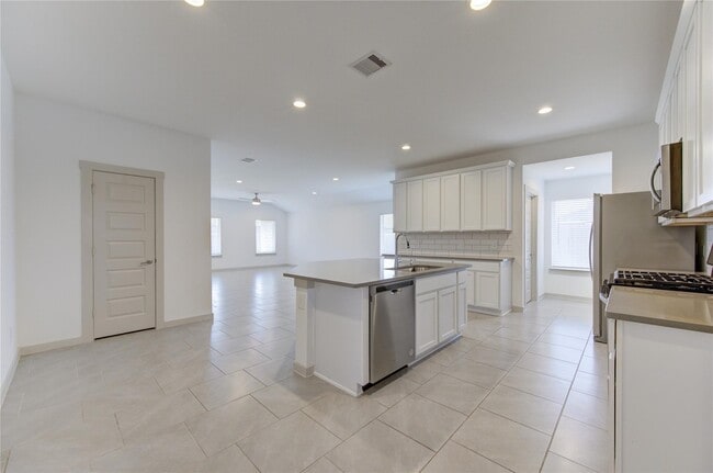 Building Photo - 29506 Cayenne Cir