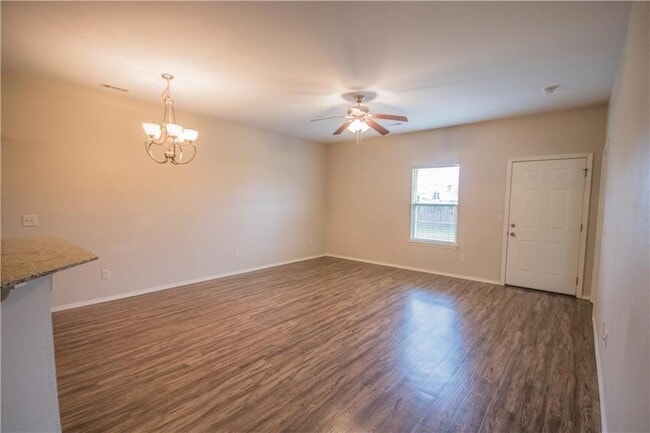 Building Photo - 1240 Marigold Rd