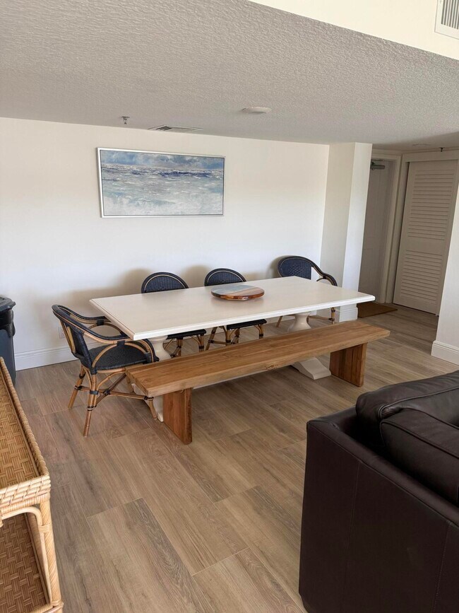 Foto del edificio - 1748 Jupiter Cove Dr