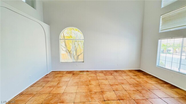 Foto del edificio - 1586 Peaceful Pine St