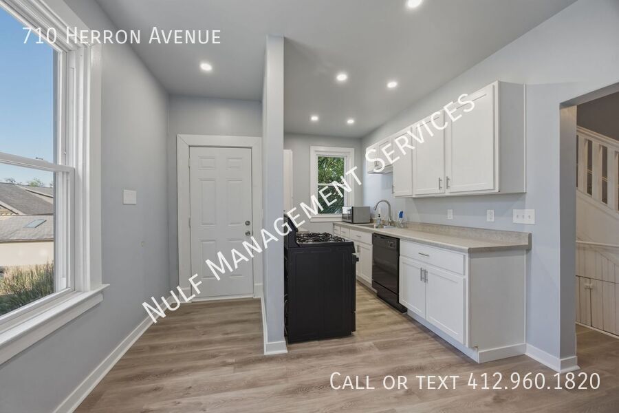Photo - 710 Herron Avenue-