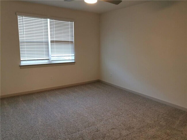 Building Photo - 7711 Jackson Graham Dr