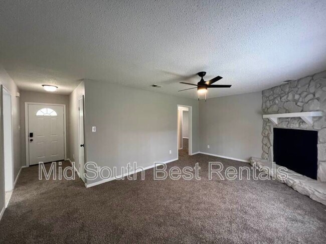 Foto del edificio - 4038 Naylor Rd
