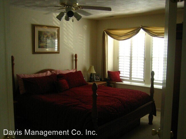 Foto del edificio - 2 br, 2.5 bath House - 101 Post Oak Road