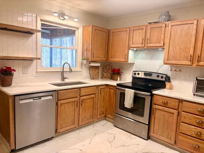 Photo - 300 NC-54 Townhome