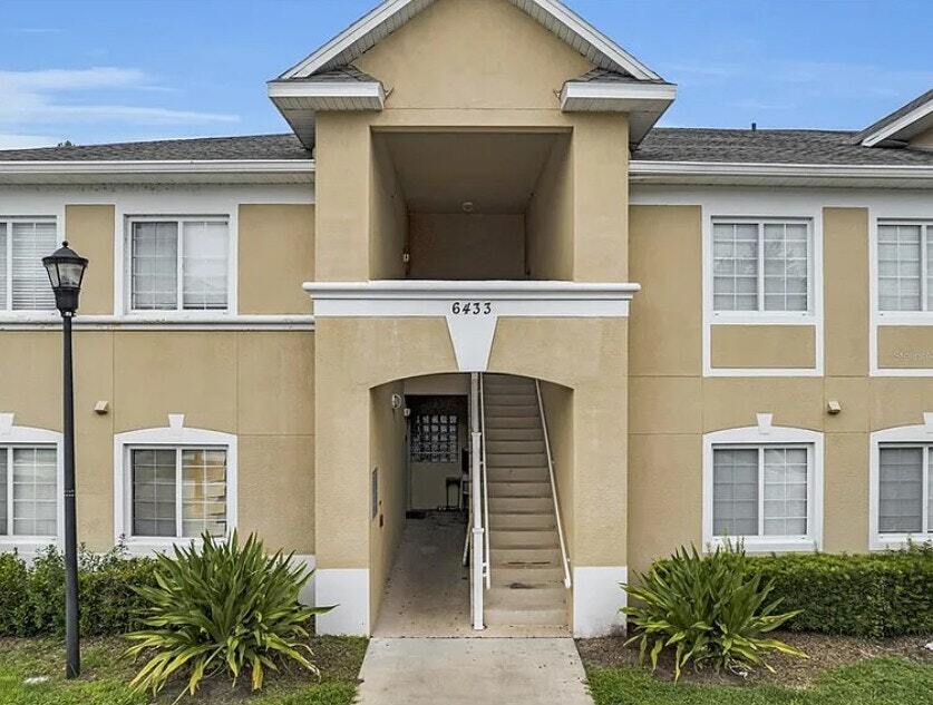 Foto principal - 6433 Cypressdale Dr