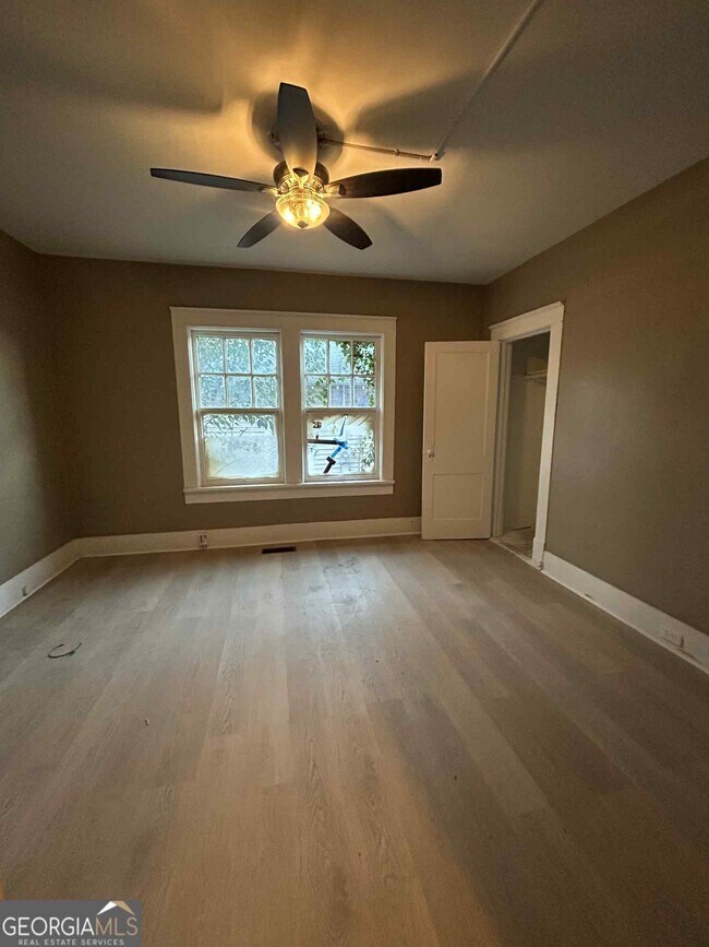 Foto del edificio - 1049 Birch St