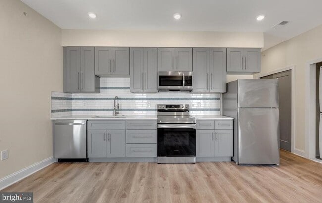 Building Photo - 511 Gorgas Ln