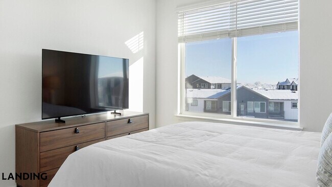 Building Photo - 10670 Jake Jabs Blvd