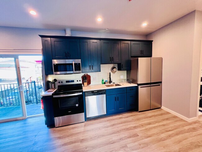 Foto del edificio - 663 1st Ln