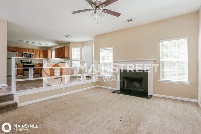 Building Photo - 6899 Smoke Ridge Dr