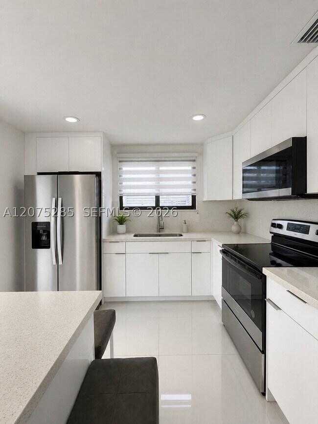 Foto del edificio - 6791 SW 25th St