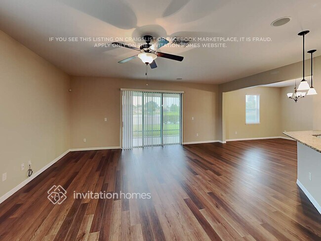 Foto del edificio - 2228 50th St Cir E