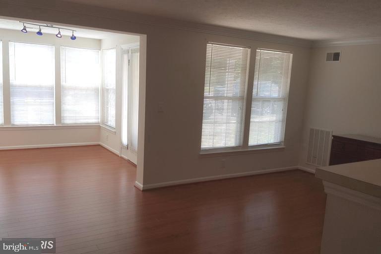 12286 Ashmont Ct, Woodbridge, VA 22192 Room for Rent in Woodbridge