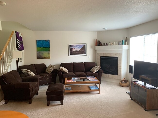 Photo - Beautiful 2 Bedroom, 2.5 Bath Townhome for Rent in Loveland!