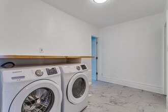 Building Photo - 5232 1/2 Natrona Wy