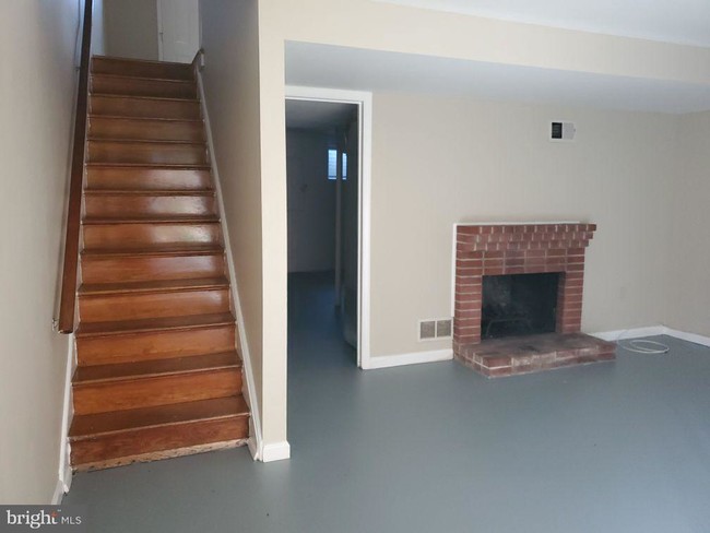 Building Photo - 14486 Brentwood Ct