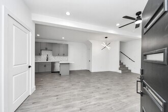 Building Photo - 7412 Carver Rd