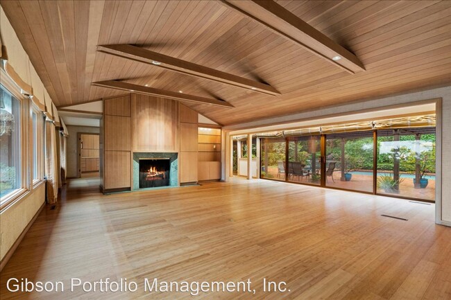 Building Photo - 4 br, 4 bath House - 315 Robinwood Lane