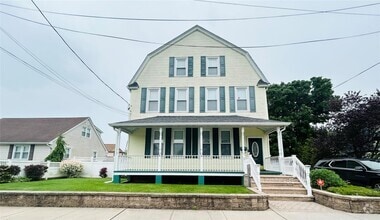 Building Photo - 171 N 5th St