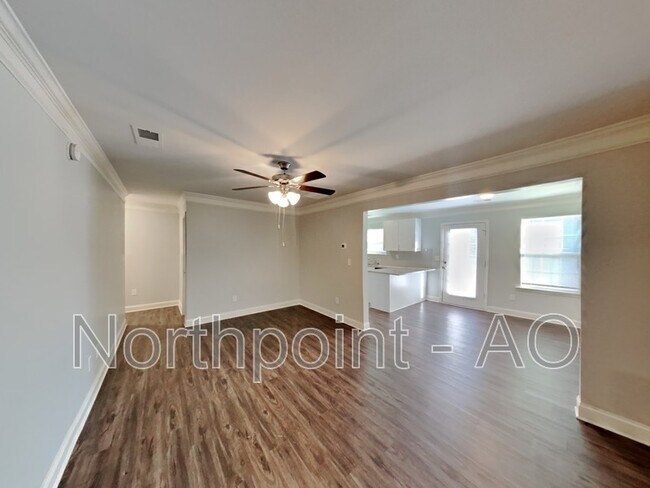 Foto del edificio - 5288 Hanover St