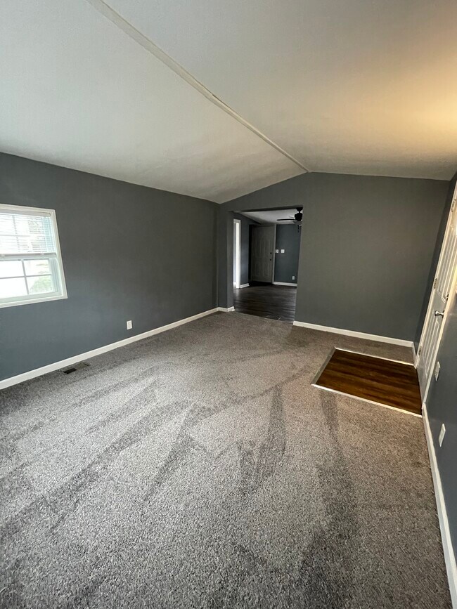 Foto del edificio - 181 Countryside Ln