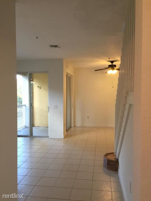 Building Photo - 1117 Shoma Dr