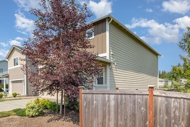 Building Photo - Charming 4-Bed | 2.5-Bath Home in Sultan $...