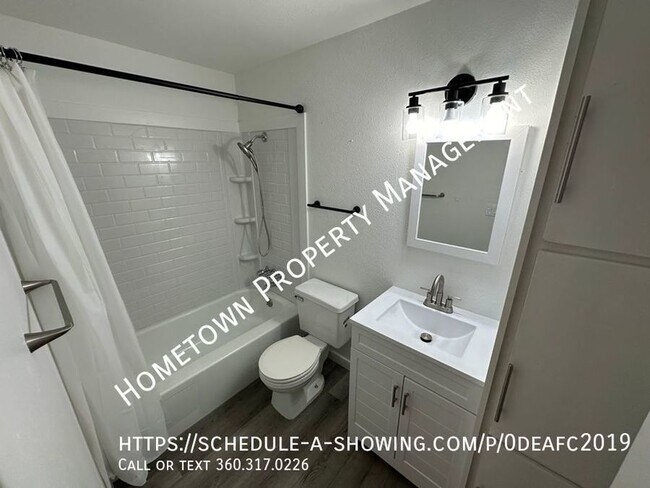 Foto del edificio - Pacific Terrace Cozy 1 Bedroom Duplex Appl...