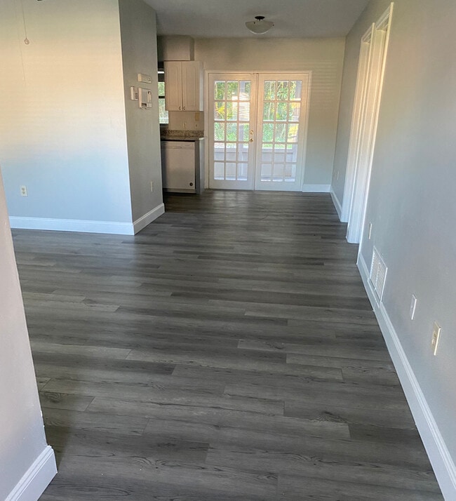 Building Photo - 609 PRINCETON ST BRANDON FL