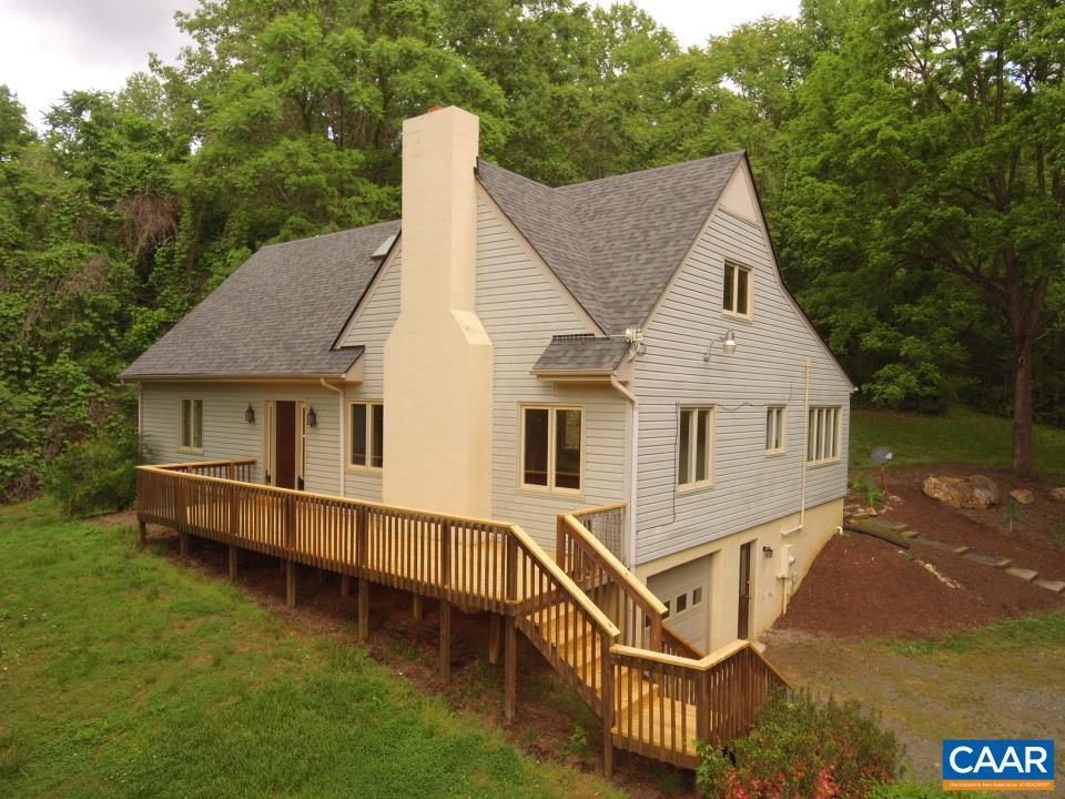 Primary Photo - 14150 James River Rd