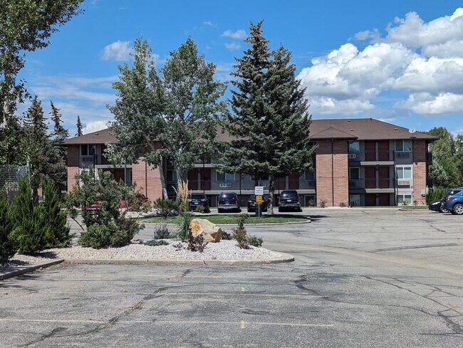Building Photo - 2 Bear River Dr