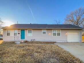 Building Photo - 11426 Applewood Dr