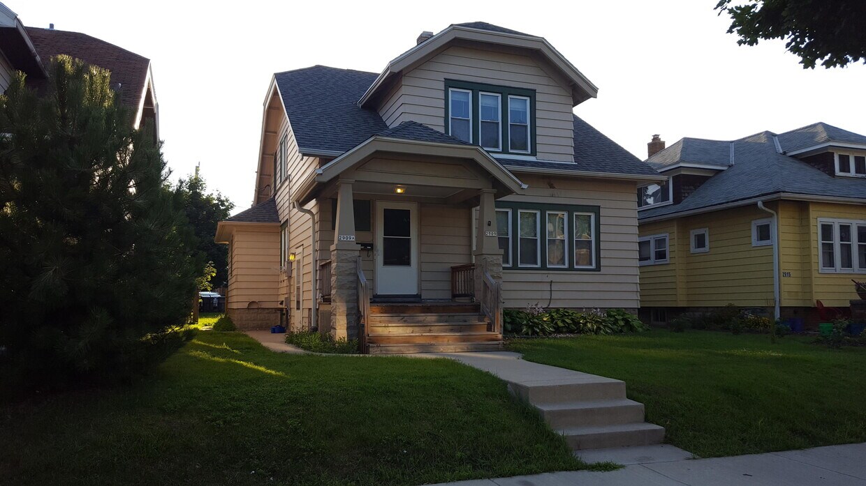 Primary Photo - 2909 N 52nd St