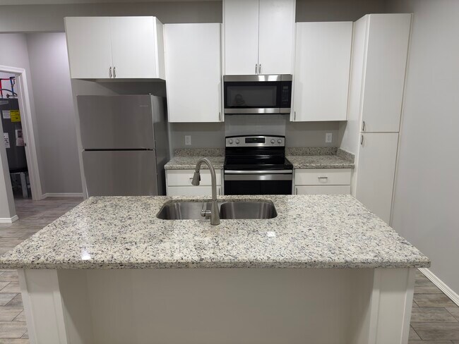 Foto del edificio - 1404 W Heritage Dr