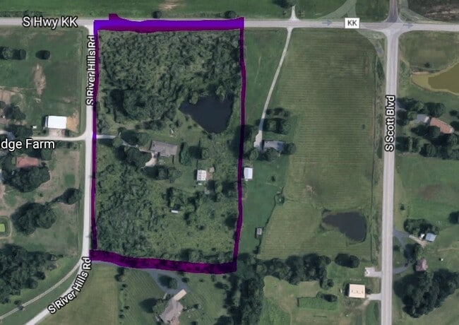 Building Photo - Beautiful Hobby Farm on 10 Acres!