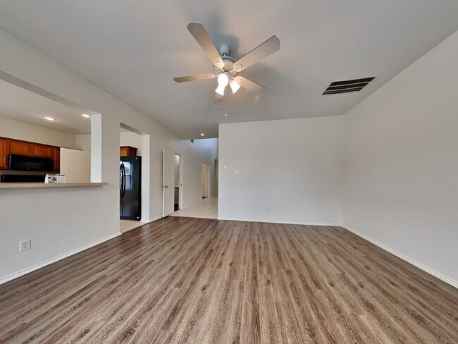 Building Photo - 5808 Arena Cir