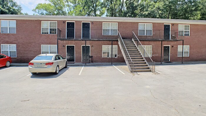 Primary Photo - Recently Updated 2/1 Apartment in Austell