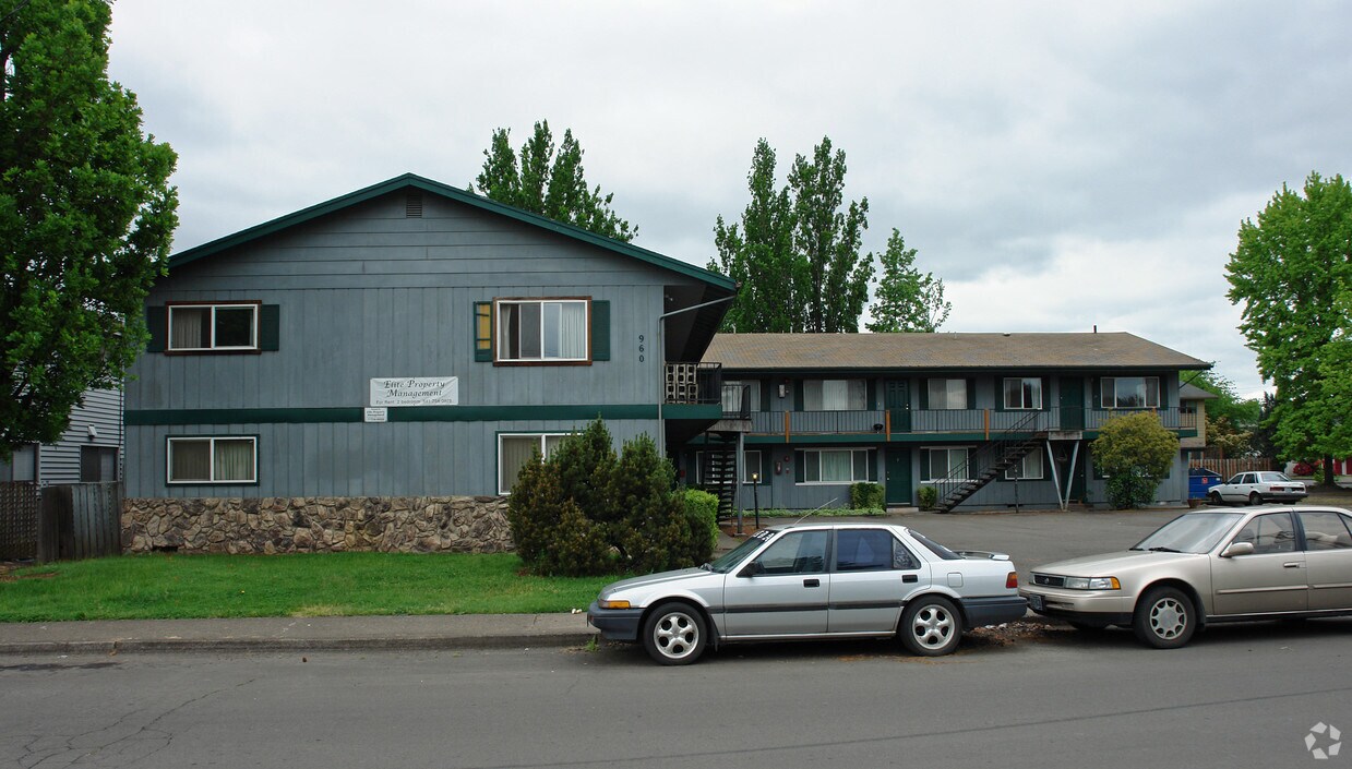 960 NW Hayes Ave, Corvallis, OR 97330 Apartments in Corvallis, OR