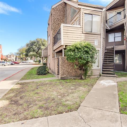 Foto del edificio - 9809 Walnut St