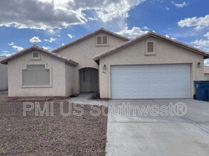 Building Photo - 4891 S Rinaldi Dr