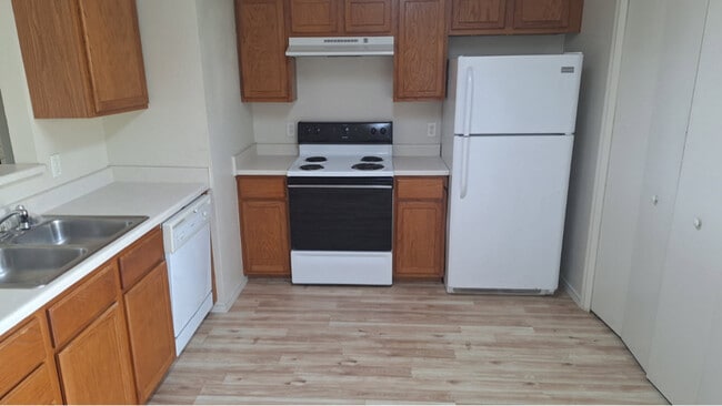 Building Photo - 3706 Malibu Ln