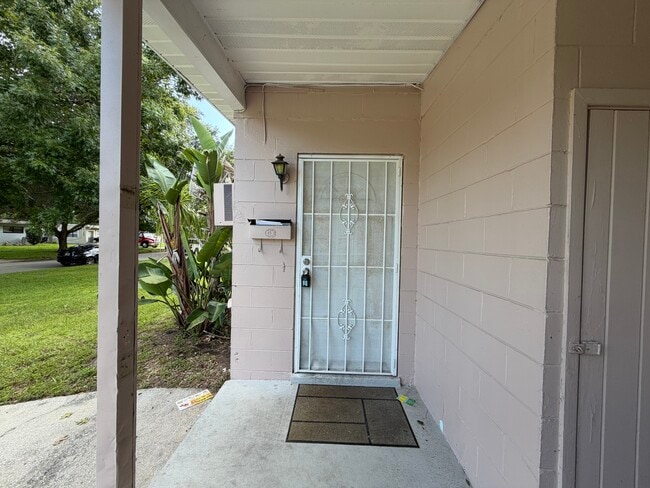 Foto del edificio - 6013 Chenango LN