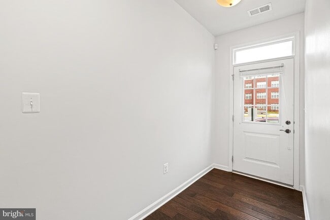 Building Photo - 3731 Jamison St NE
