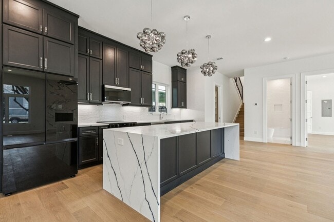 Photo - 900 Haines Ave House